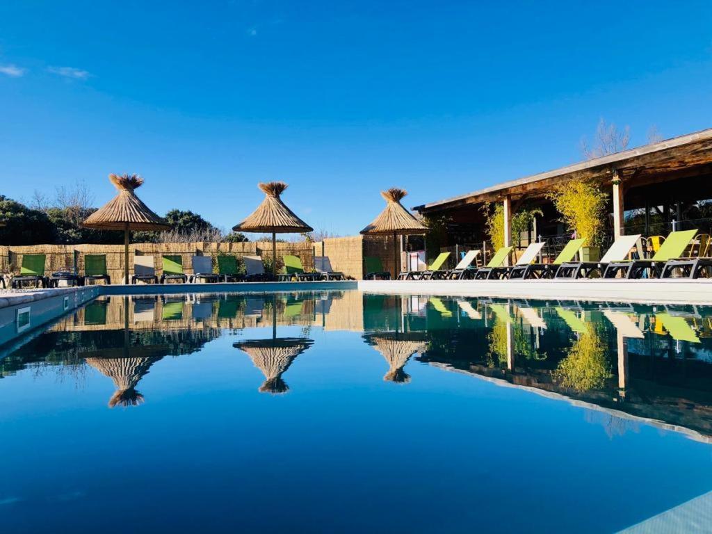 Lodges En Provence - Ecogites & Restaurant Insolites Richerenches Exteriér fotografie